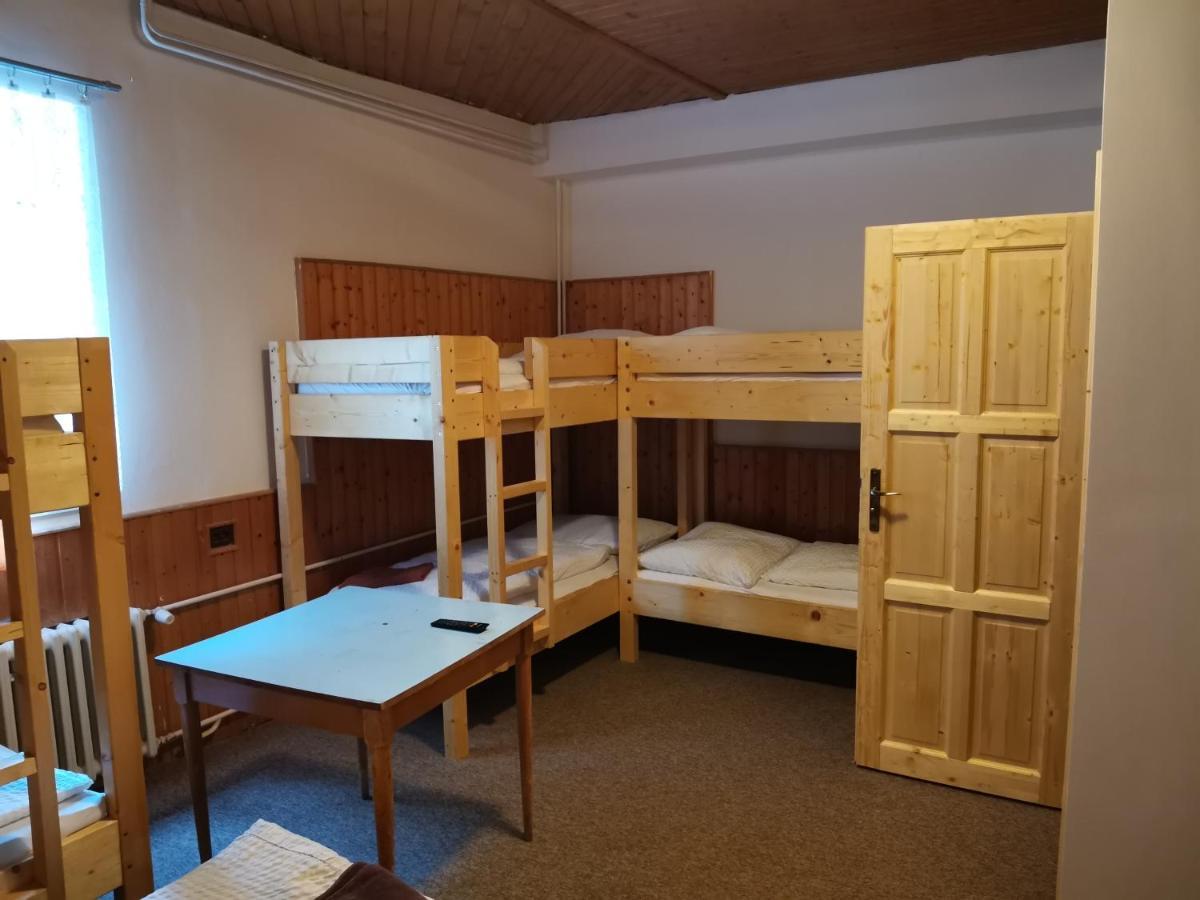 Penzion U Hrocha Lucany nad Nisou Экстерьер фото