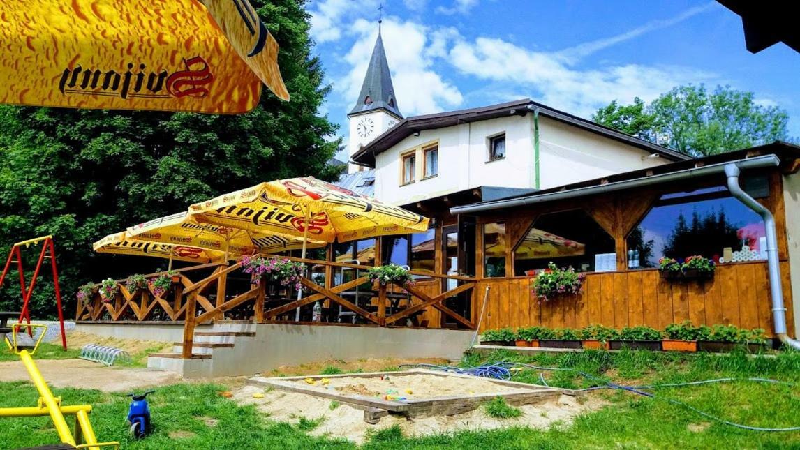 Penzion U Hrocha Lucany nad Nisou Экстерьер фото