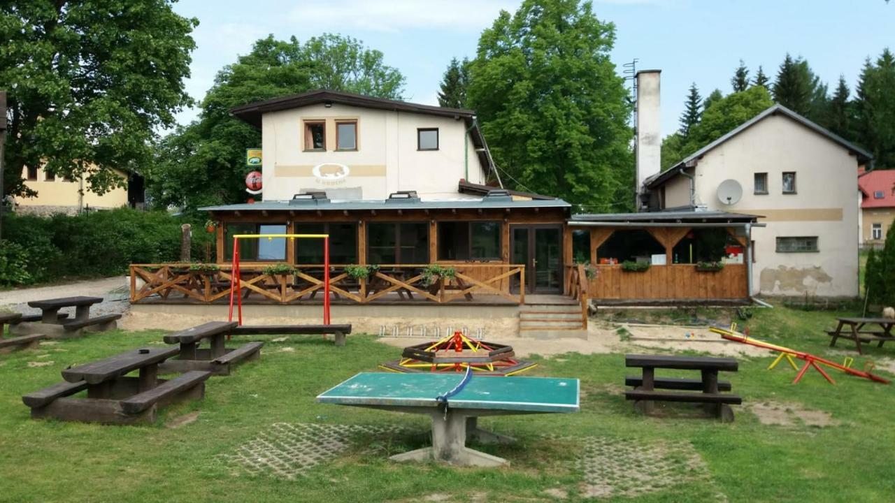 Penzion U Hrocha Lucany nad Nisou Экстерьер фото